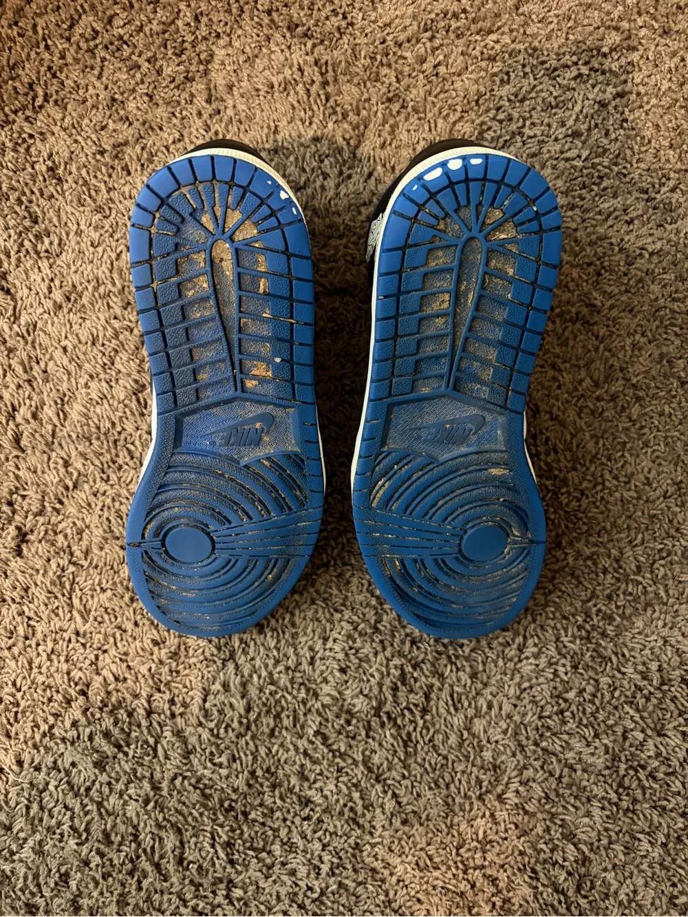 Jordan 1 high royal toe
